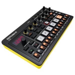 Roland AIRA Compact P-6 – Sampler et Séquenceur